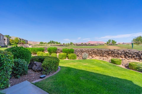 Tiny photo for 225 N COUNTRY LN #18, Saint George, UT 84770 (MLS # 2183659)