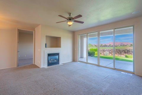 Tiny photo for 225 N COUNTRY LN #18, Saint George, UT 84770 (MLS # 2183659)
