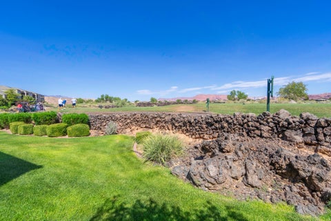 Tiny photo for 225 N COUNTRY LN #18, Saint George, UT 84770 (MLS # 2183659)