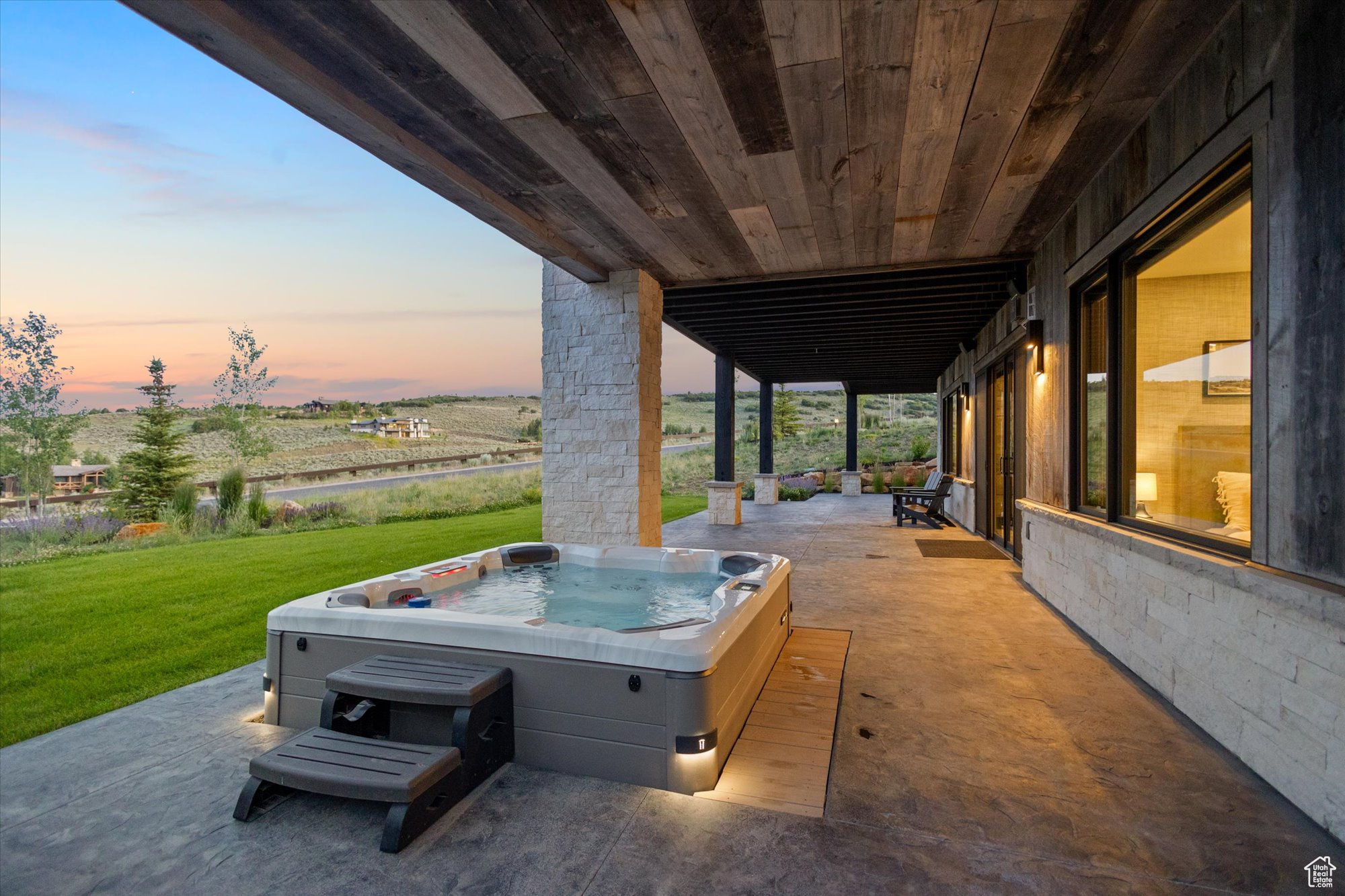 TUHAYE - Residential