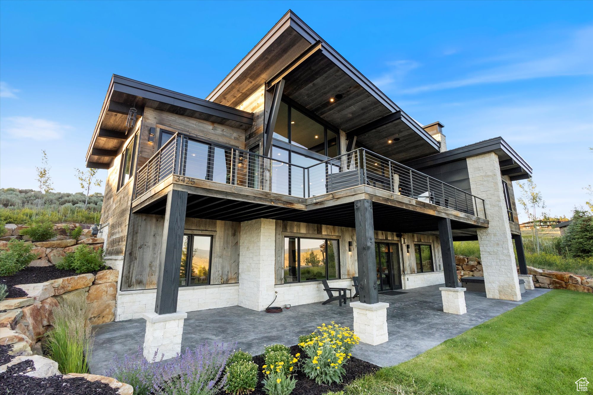 TUHAYE - Residential