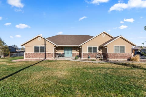 Homes For Sale - 180 N 150<br/> Redmond, UT 84652