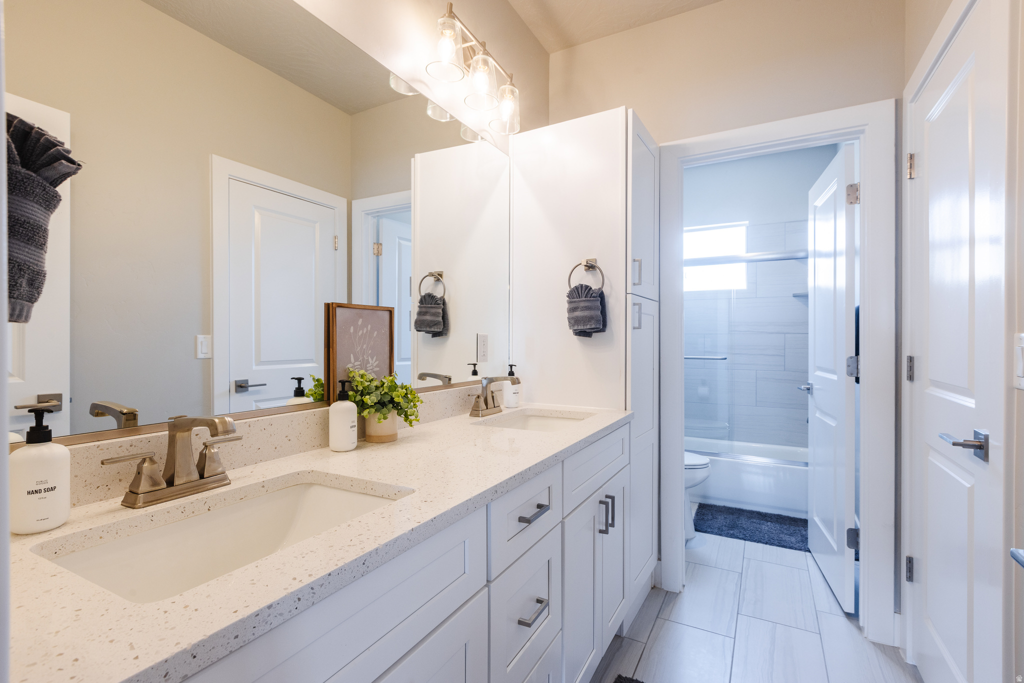 ZION VILLAGE TWHM - Residential