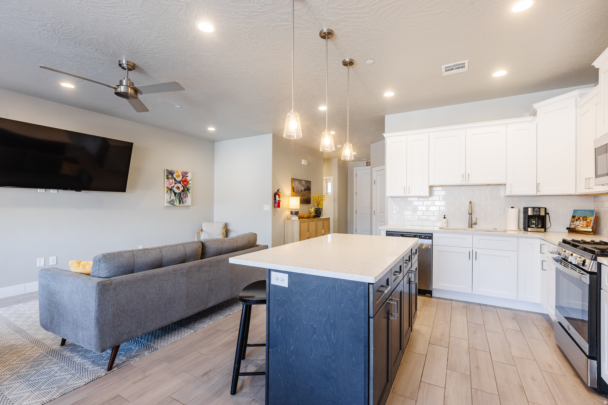 ZION VILLAGE TWHM - Residential