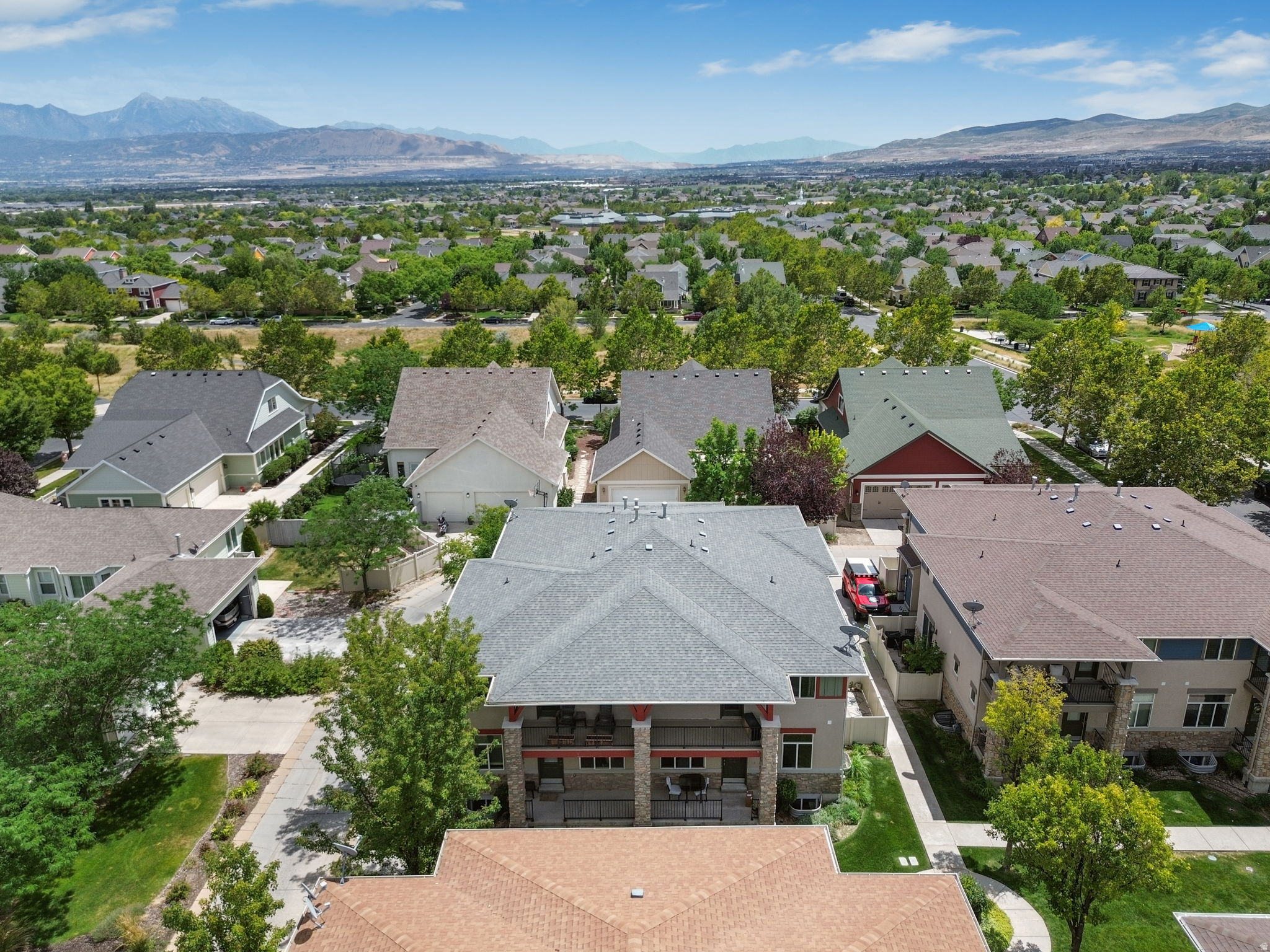 CARRIAGE HOME CONDOMINIUMS - Residential