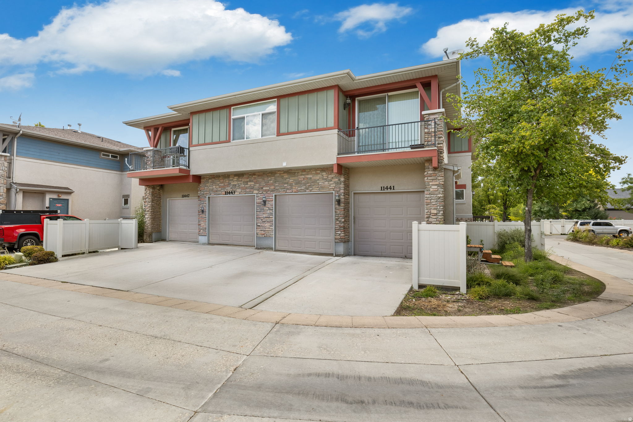 CARRIAGE HOME CONDOMINIUMS - Residential