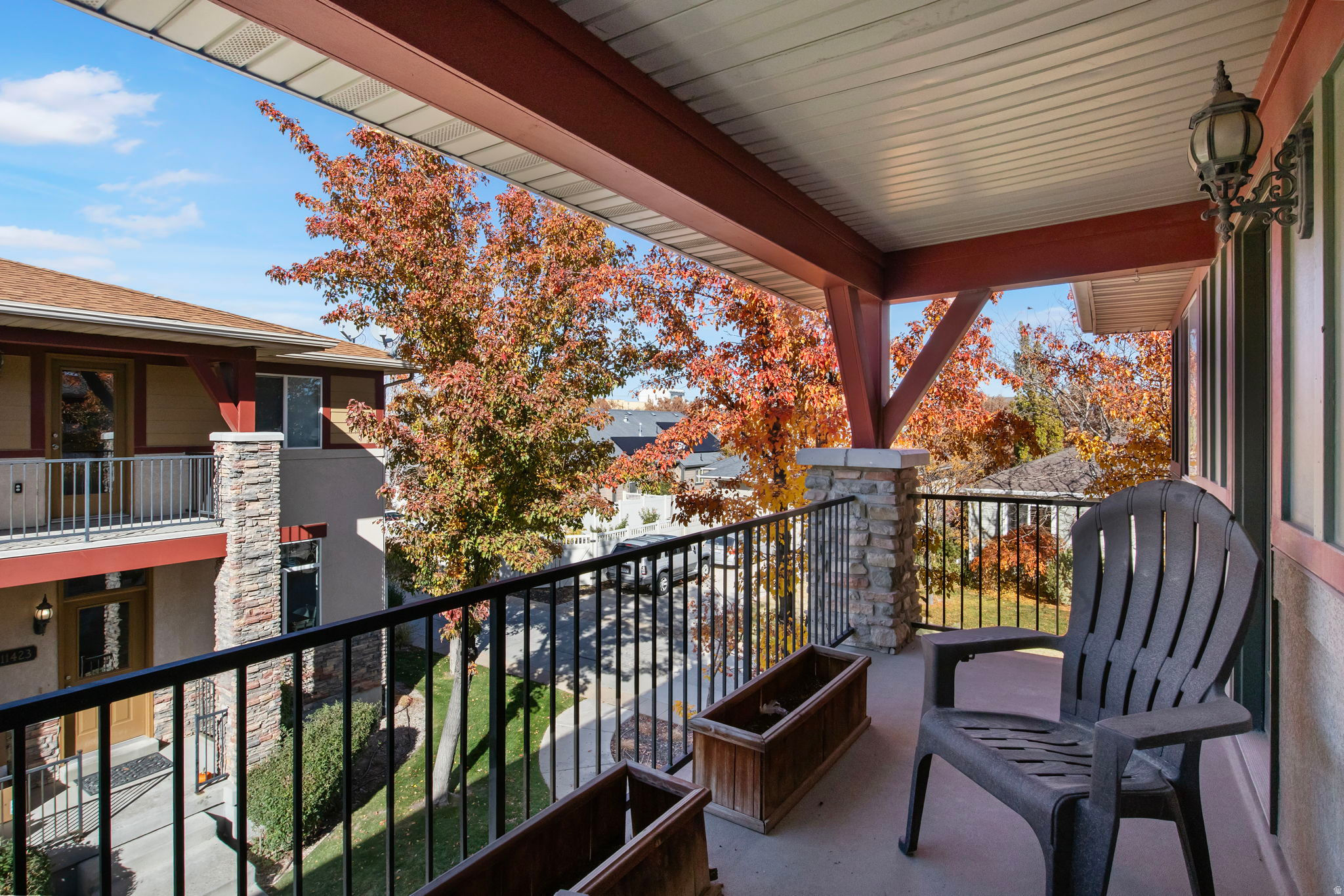 CARRIAGE HOME CONDOMINIUMS - Residential