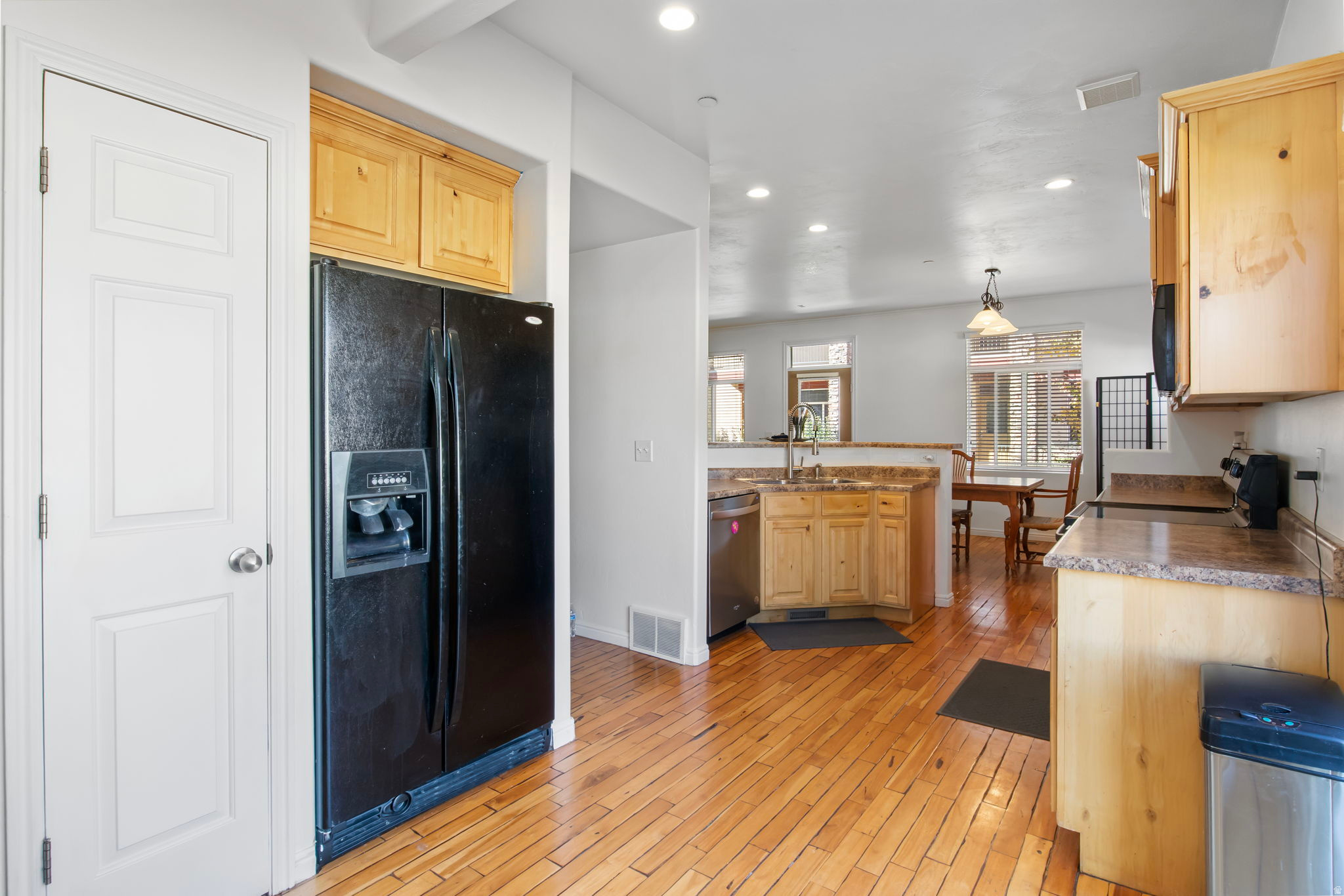 CARRIAGE HOME CONDOMINIUMS - Residential