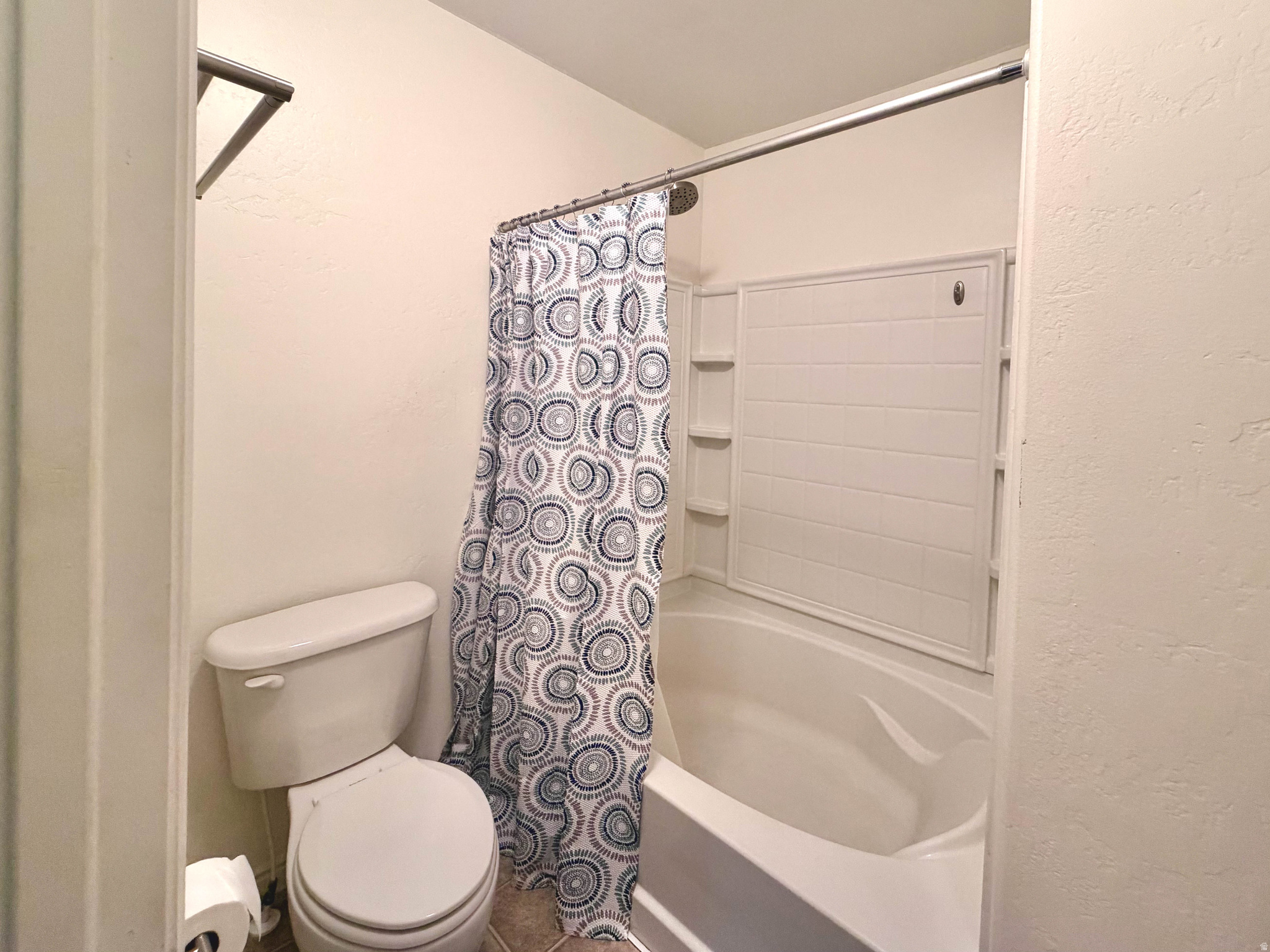 CARRIAGE HOME CONDOMINIUMS - Residential