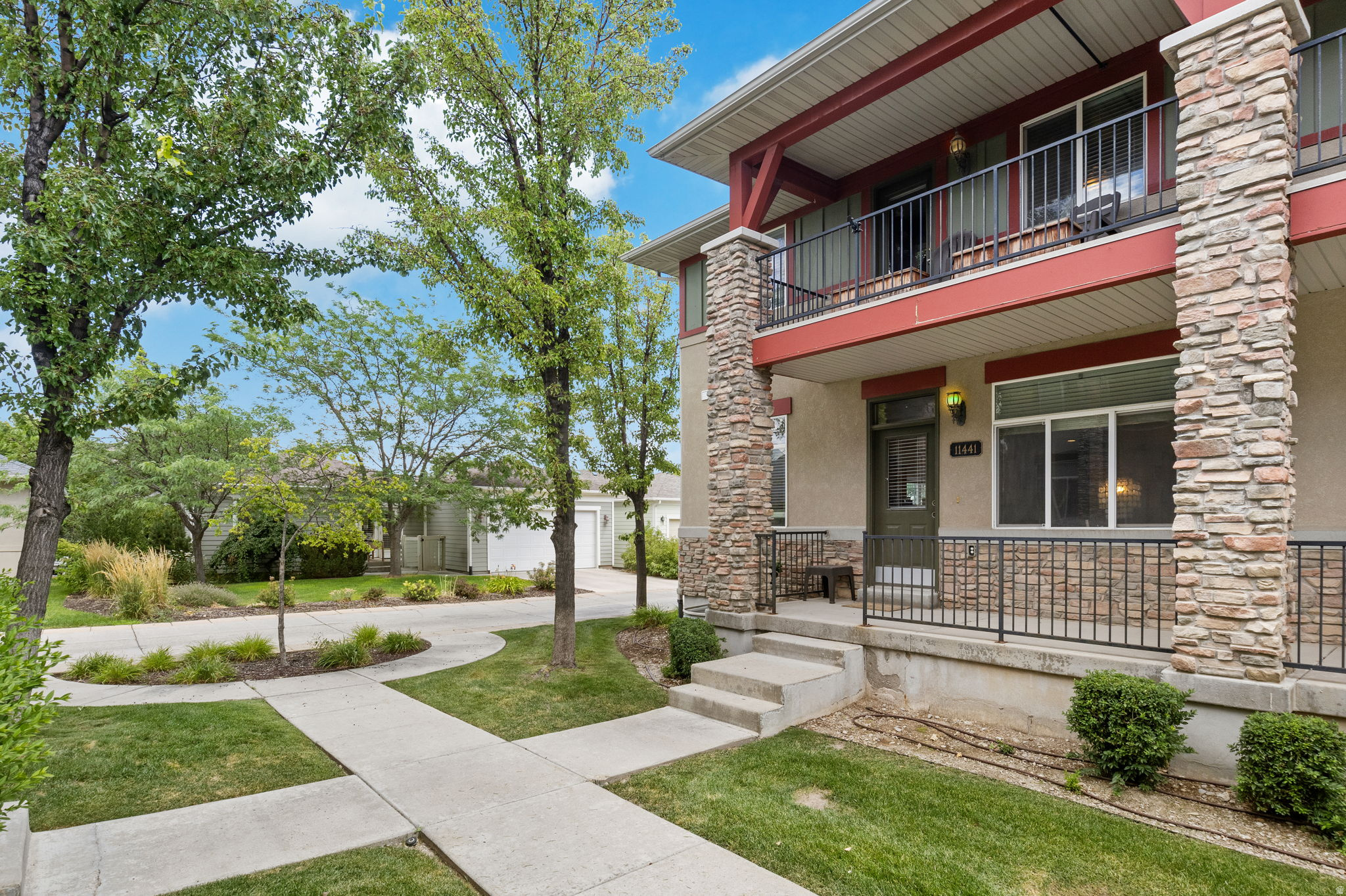 CARRIAGE HOME CONDOMINIUMS - Residential