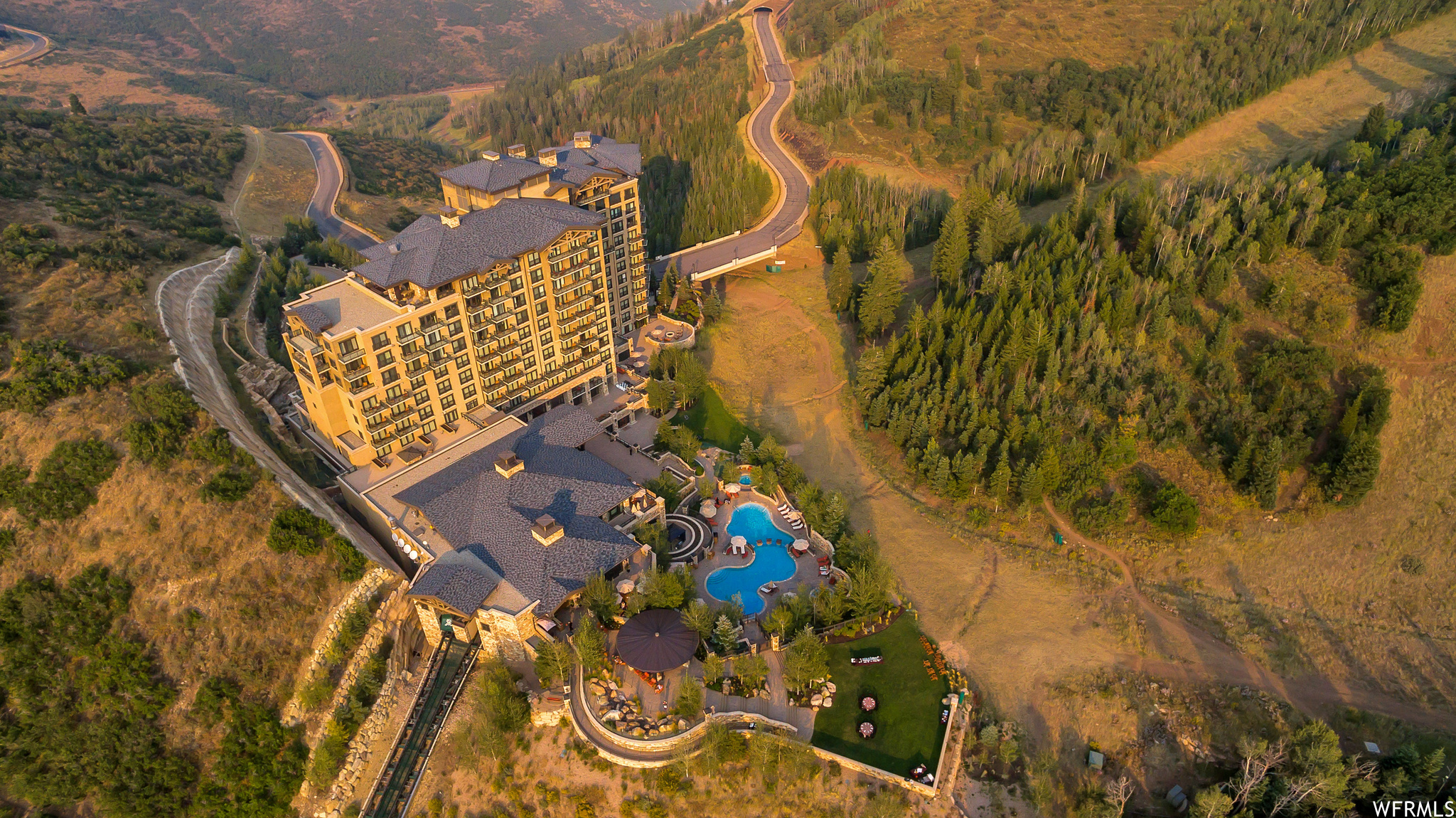 ST. REGIS - Residential