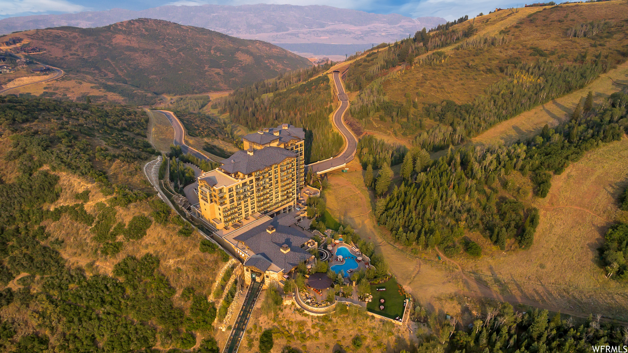 ST. REGIS - Residential