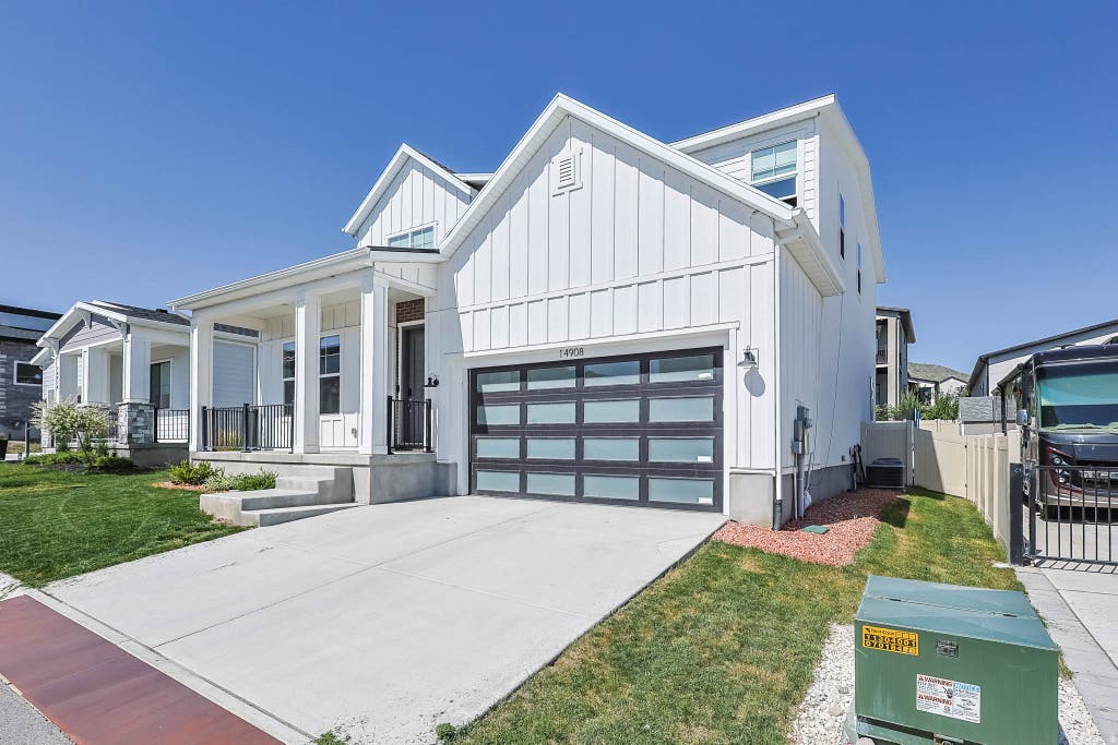 Photo of 14908 S FAWLEY LN, Herriman, UT 84096 (MLS # 2178211)