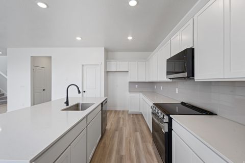 Tiny photo for 372 E CLEAR GRANITE WAY #118, Eagle Mountain, UT 84005 (MLS # 2121180)