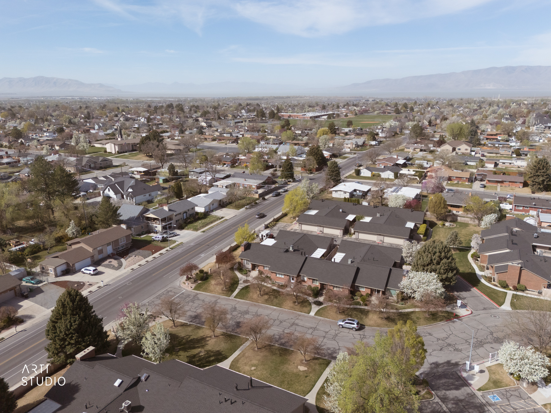 GRANDVIEW FARM CONDO - Residential