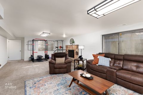 Tiny photo for 1747 COBBLESTONE DR, Provo, UT 84604 (MLS # 2146371)