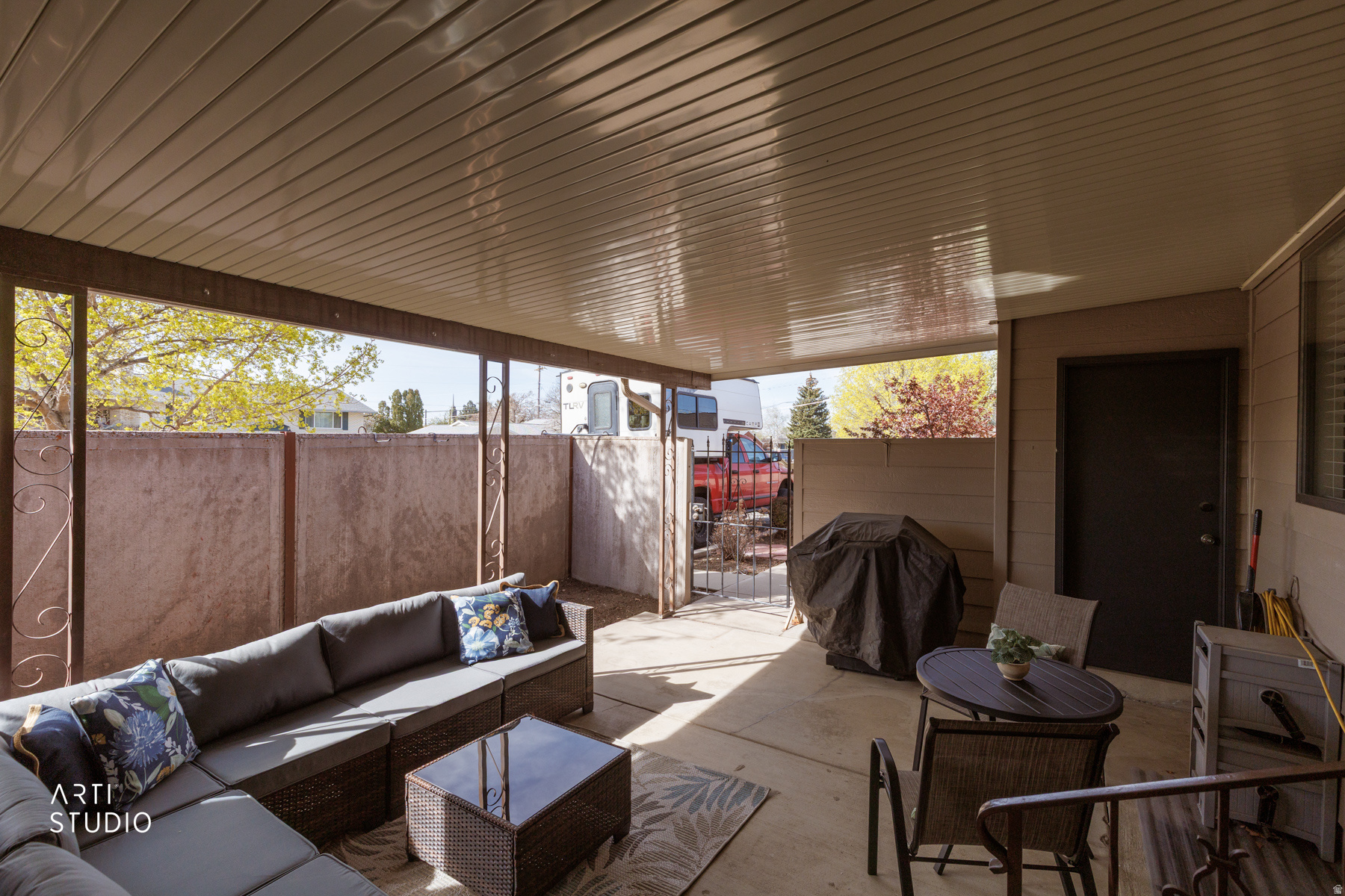 GRANDVIEW FARM CONDO - Residential