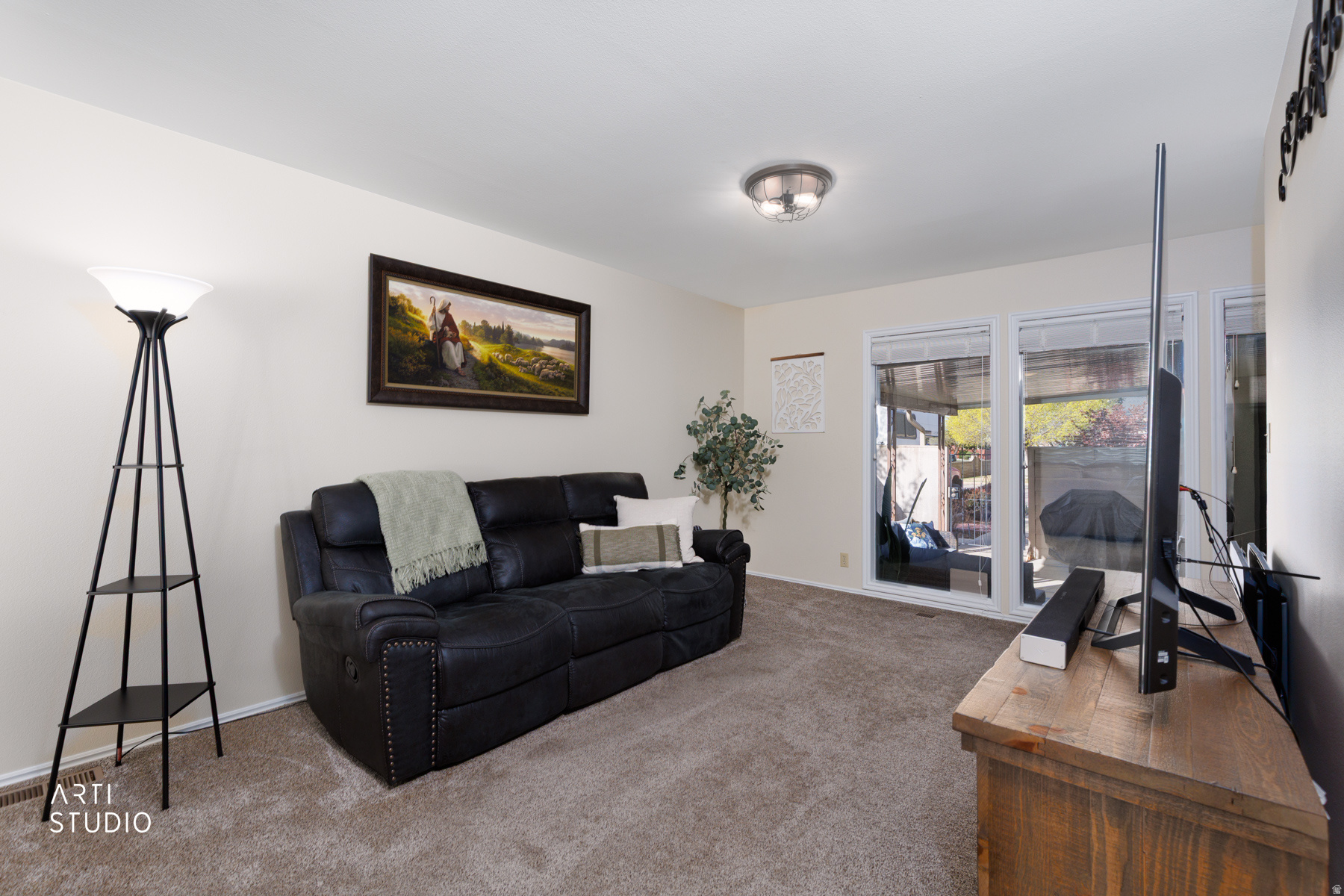 GRANDVIEW FARM CONDO - Residential