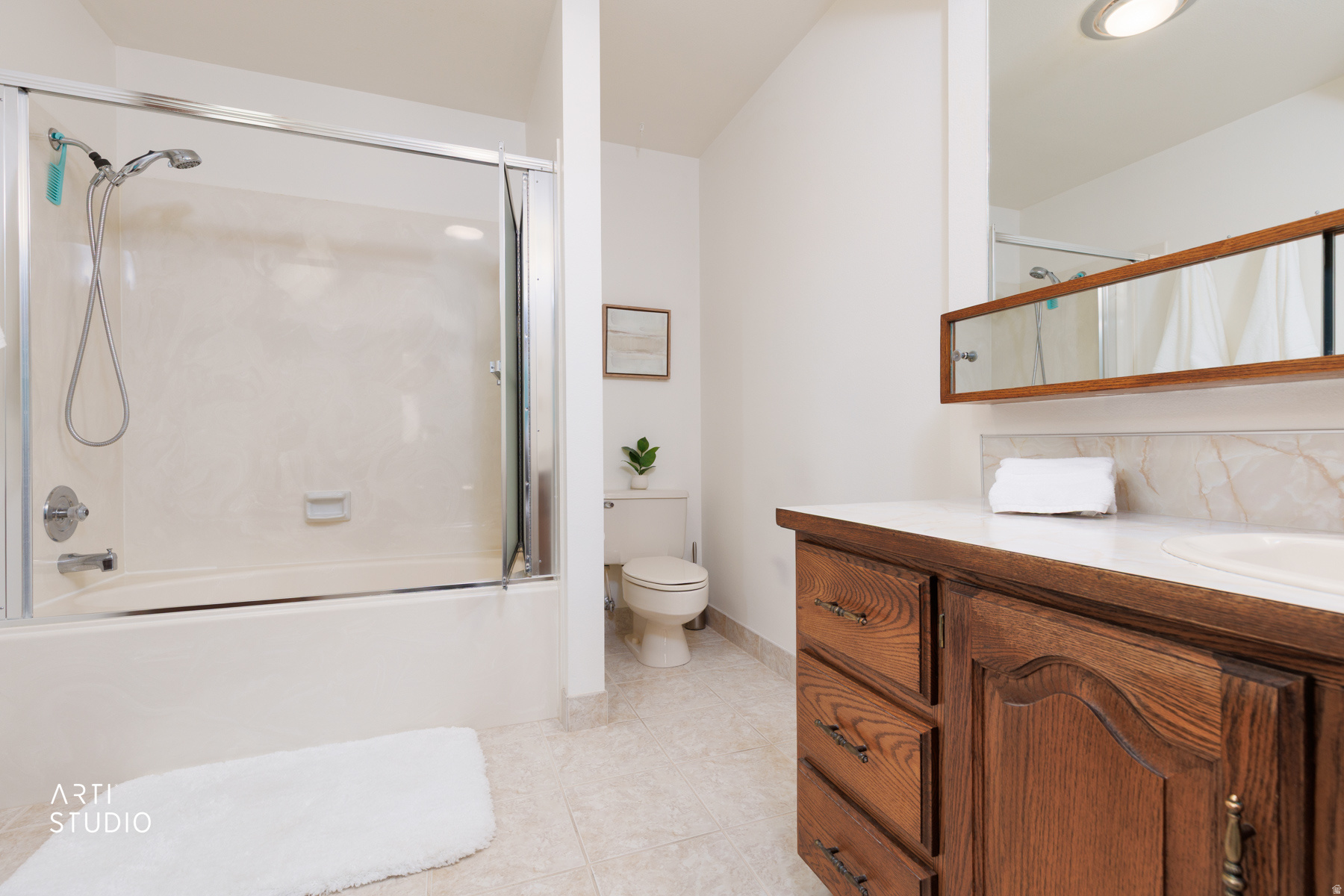 GRANDVIEW FARM CONDO - Residential