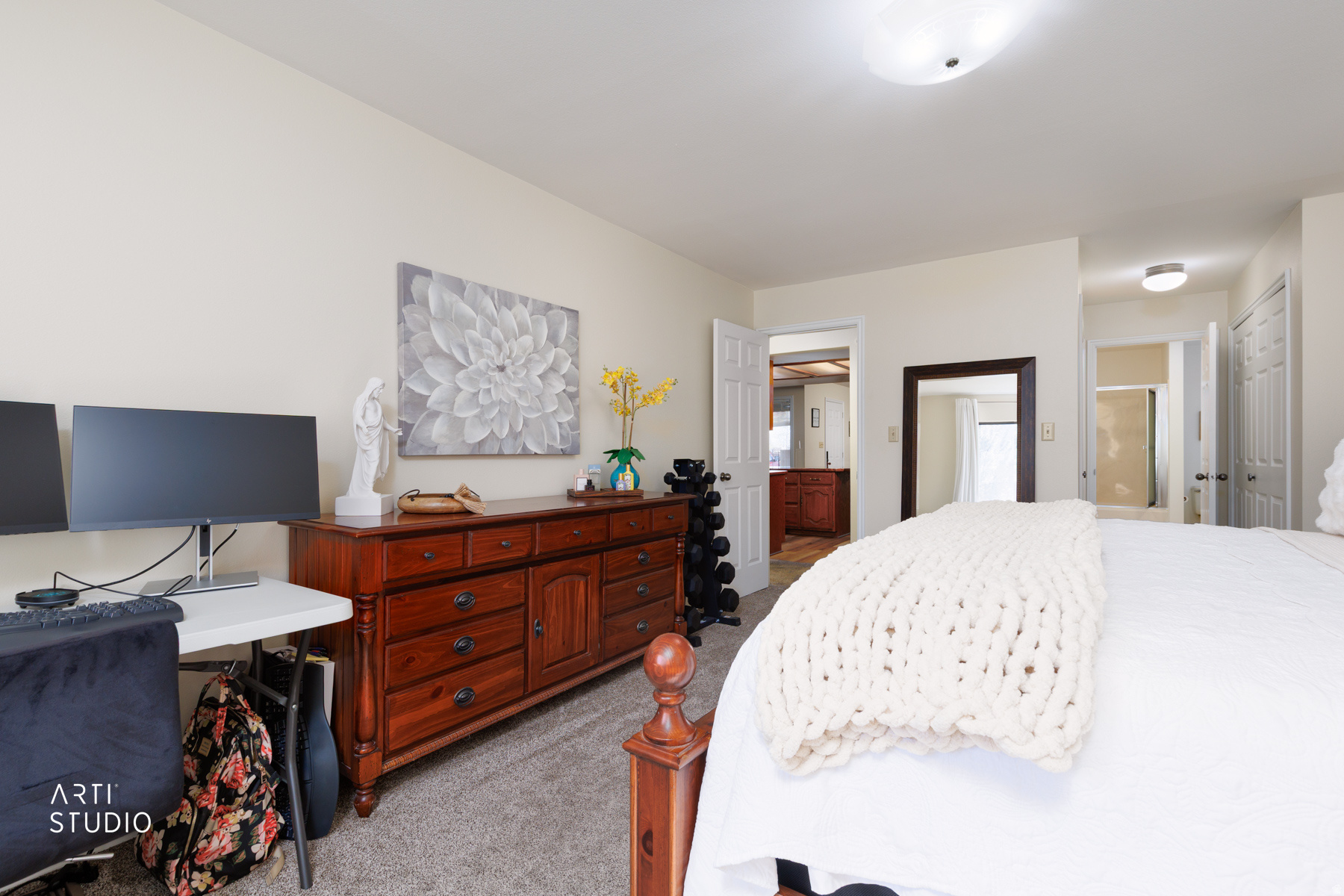 GRANDVIEW FARM CONDO - Residential