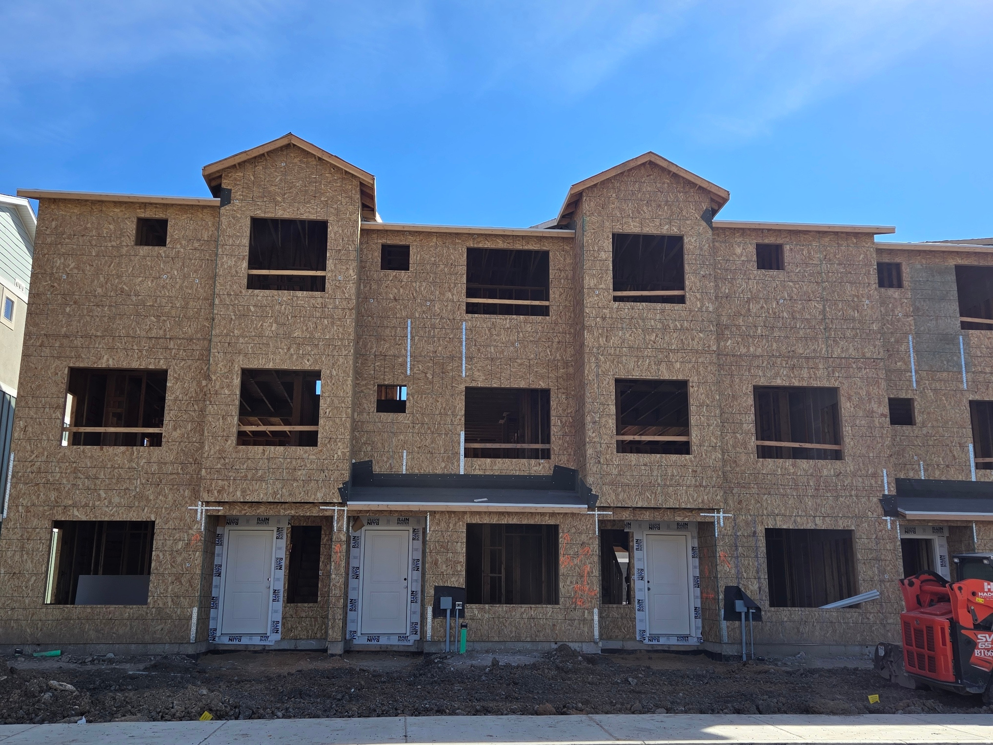 DIXON CREEK - Residential