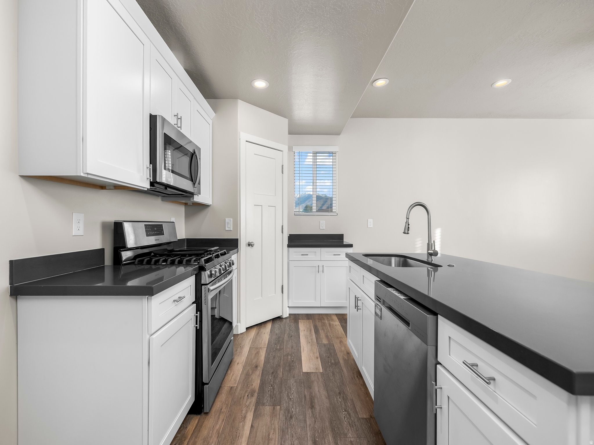 COBBLESTONE - Residential