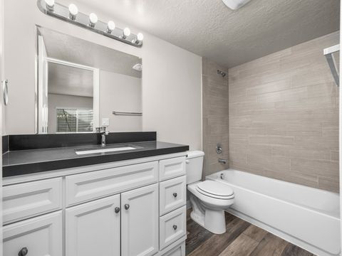 Tiny photo for 823 S 1760 E, Spanish Fork, UT 84660 (MLS # 2134866)