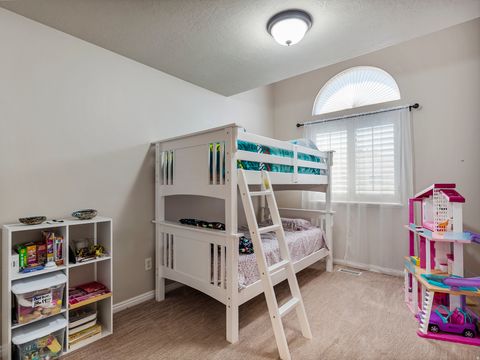 Tiny photo for 1319 E OLD MAPLE CT, Murray, UT 84117 (MLS # 2156261)