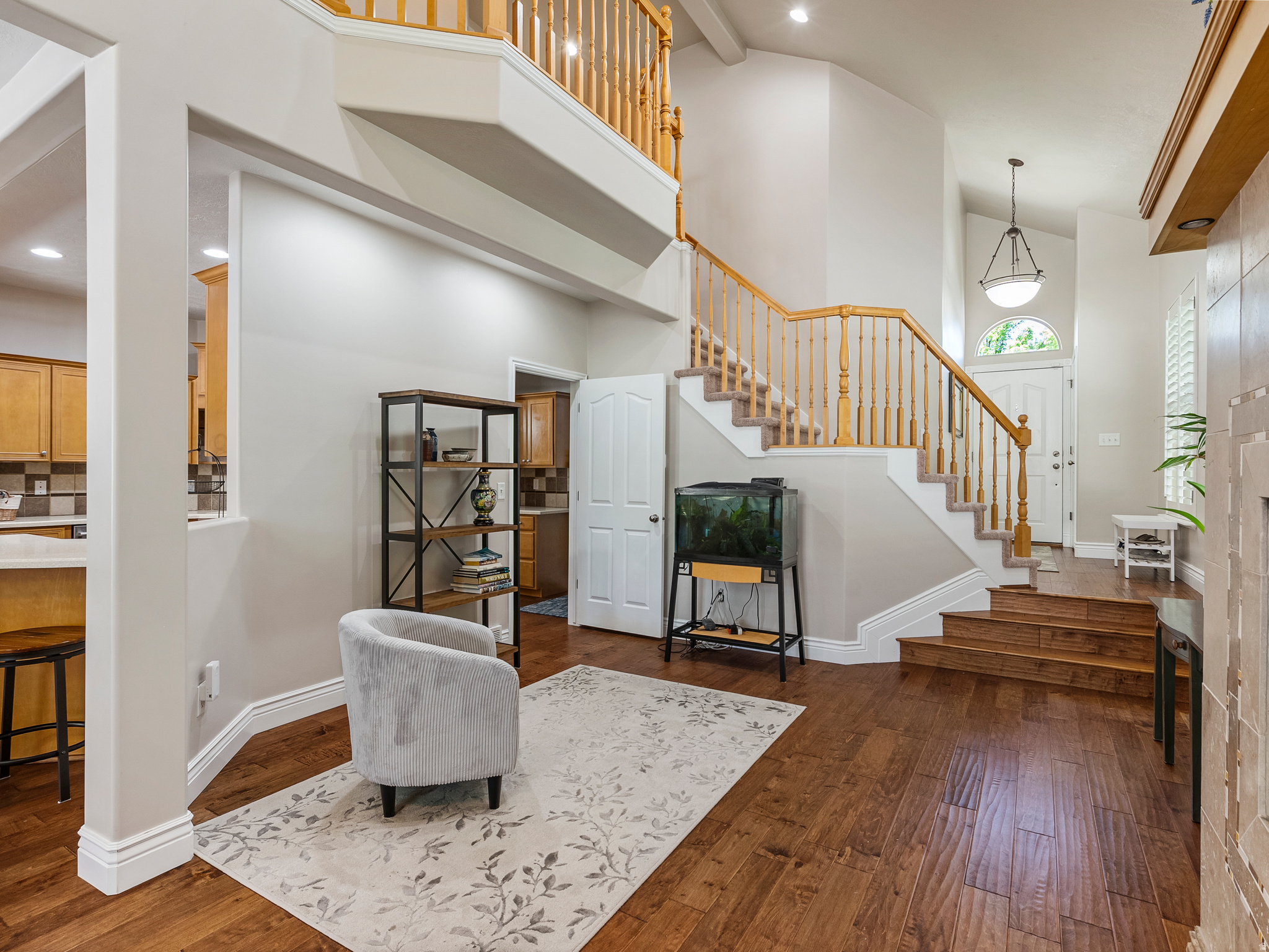 MAPLE RIDGE - Residential