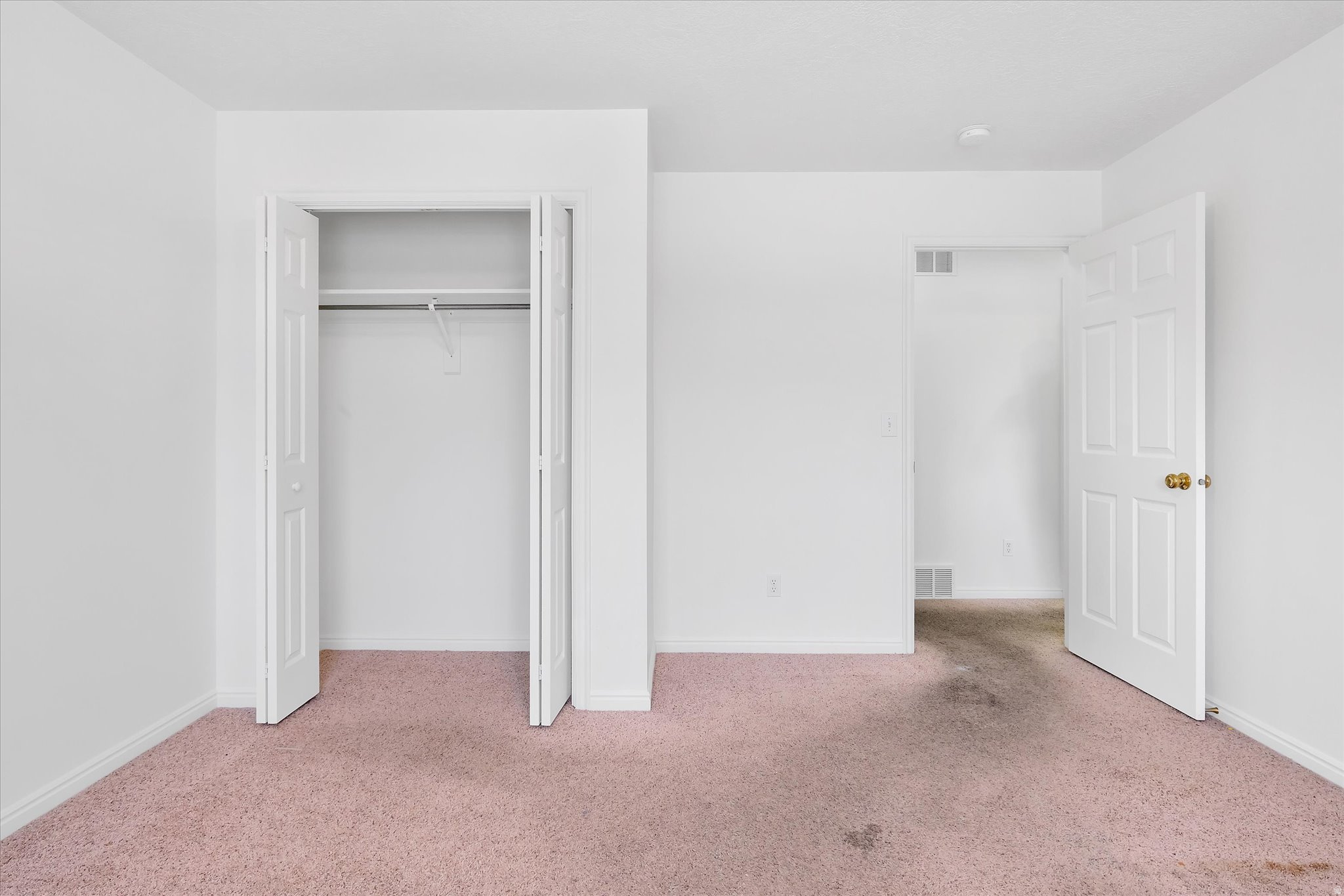 MOUNTAIN VIEW RETIREMENT COMMUNITY - Residential