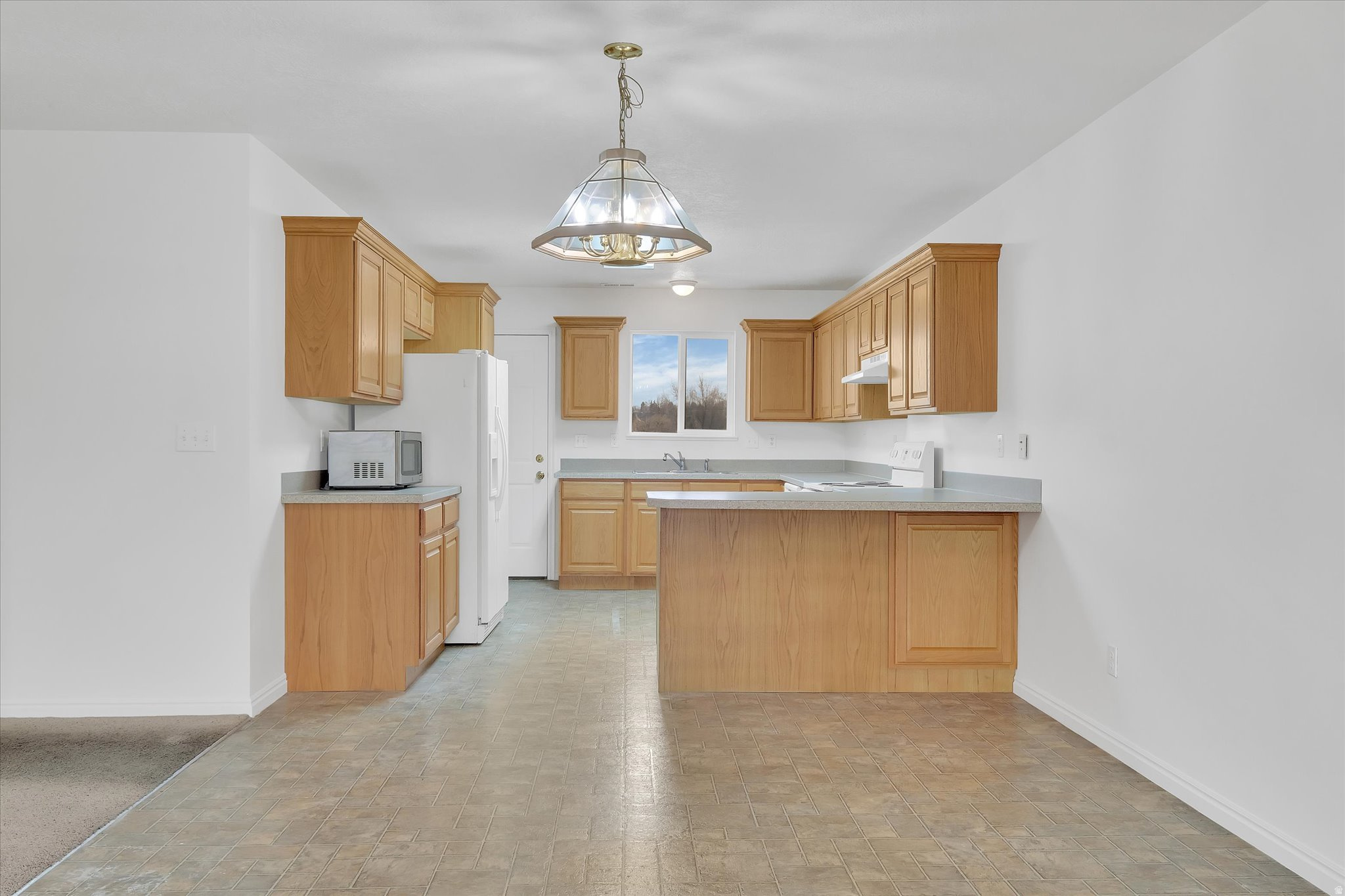 MOUNTAIN VIEW RETIREMENT COMMUNITY - Residential