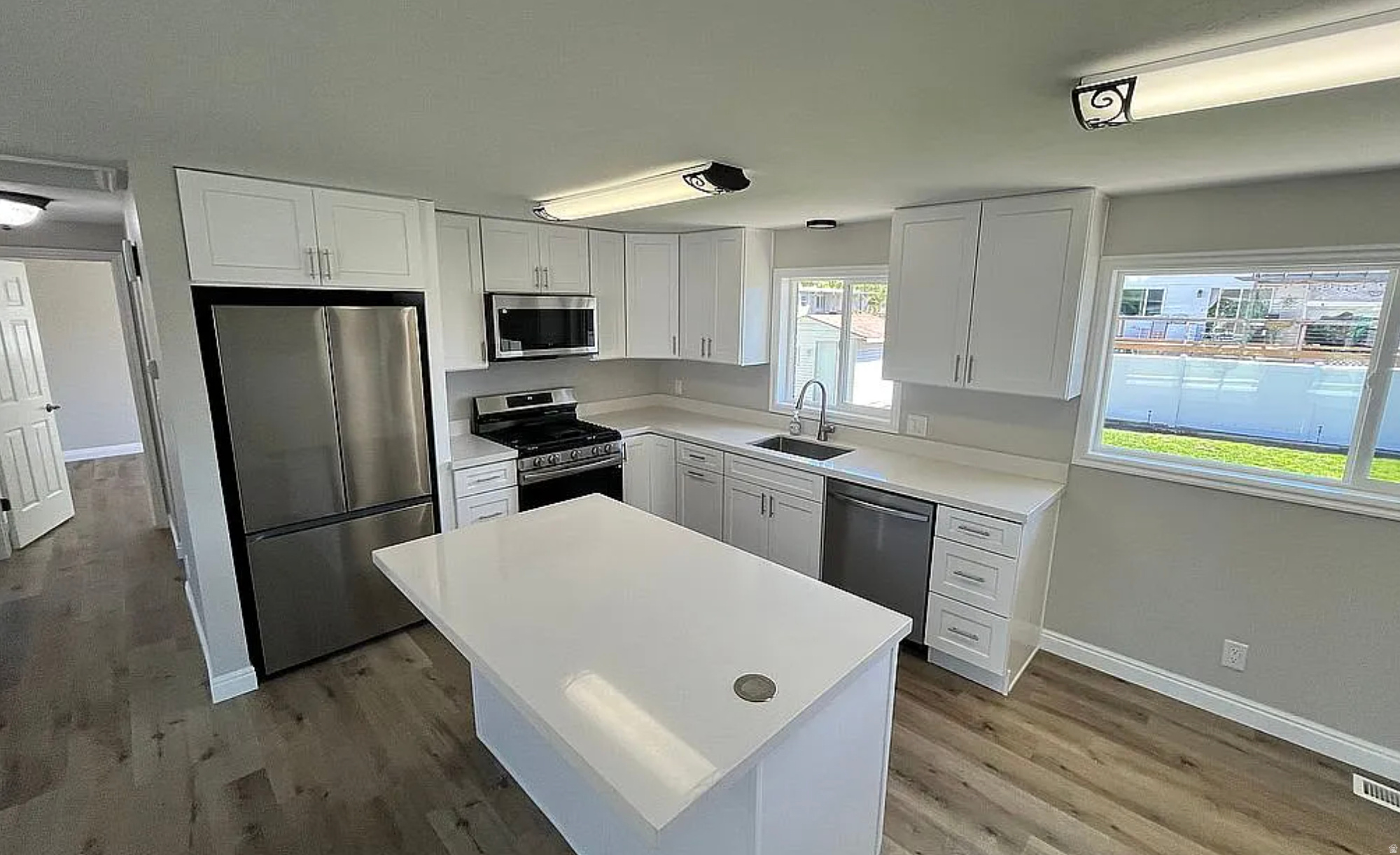 RIVERVIEW ACRES - Residential