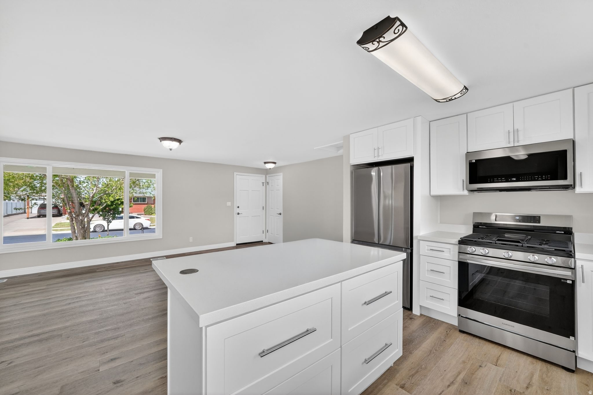 RIVERVIEW ACRES - Residential