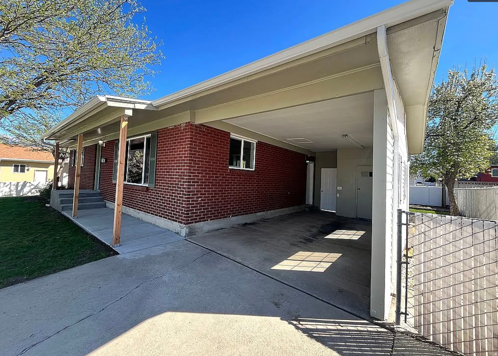 RIVERVIEW ACRES - Residential