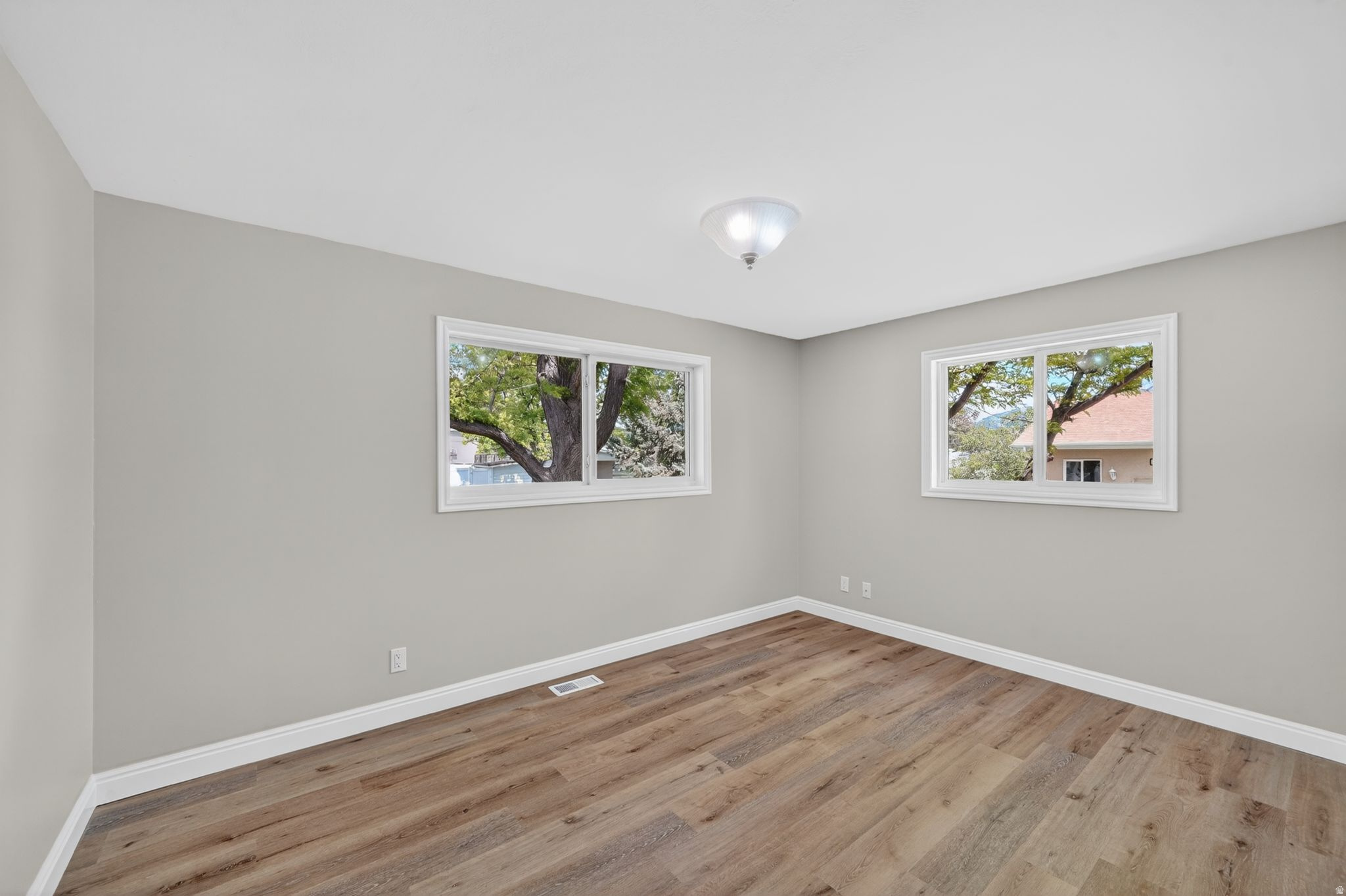 RIVERVIEW ACRES - Residential