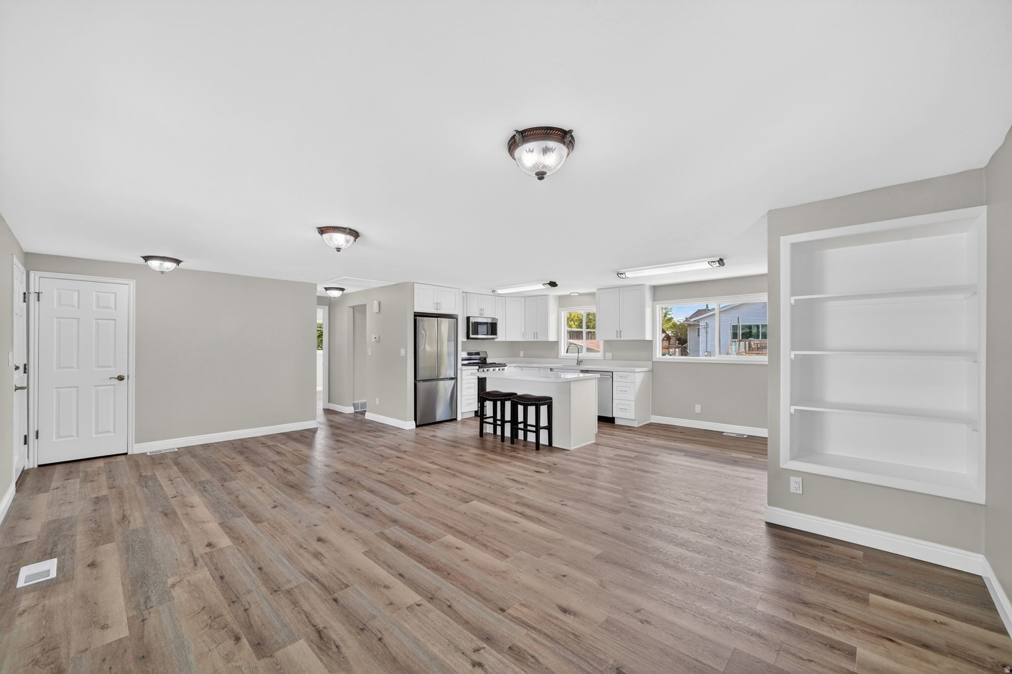 RIVERVIEW ACRES - Residential