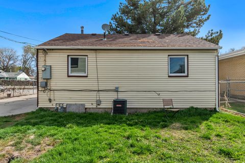 Tiny photo for 617 E MANSFIELD AVE, South Salt Lake, UT 84106 (MLS # 2146408)