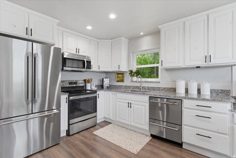 Tiny photo for 1038 COMPTON RD, Farmington, UT 84025 (MLS # 2160744)