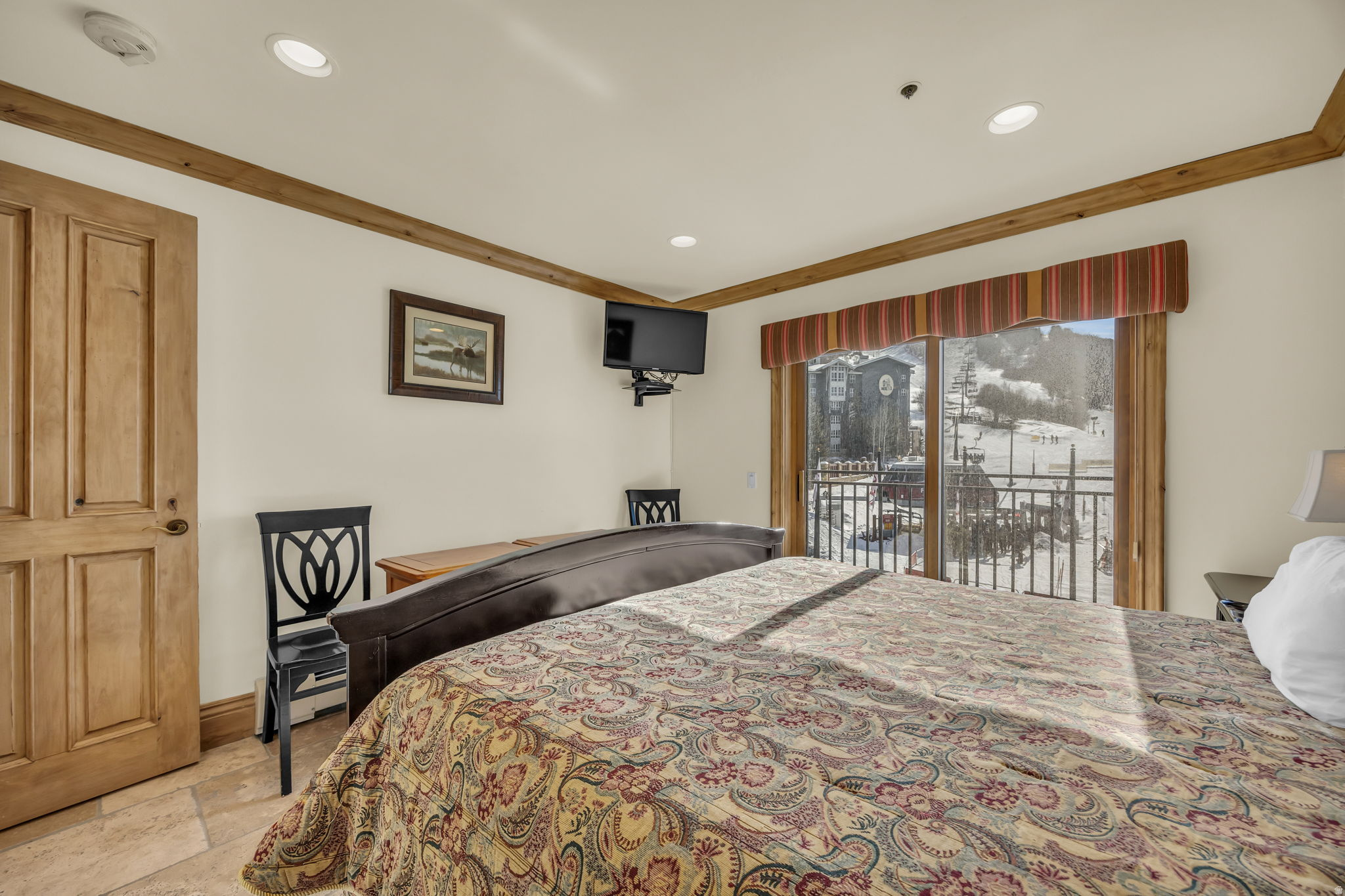 VILLAGE LOFT - Residential