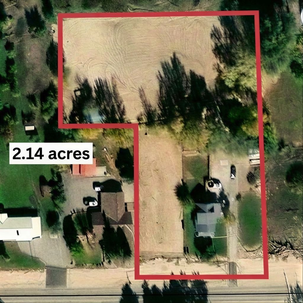 Photo of 1929 E 2500 S, Vernal, UT 84078 (MLS # 2146232)