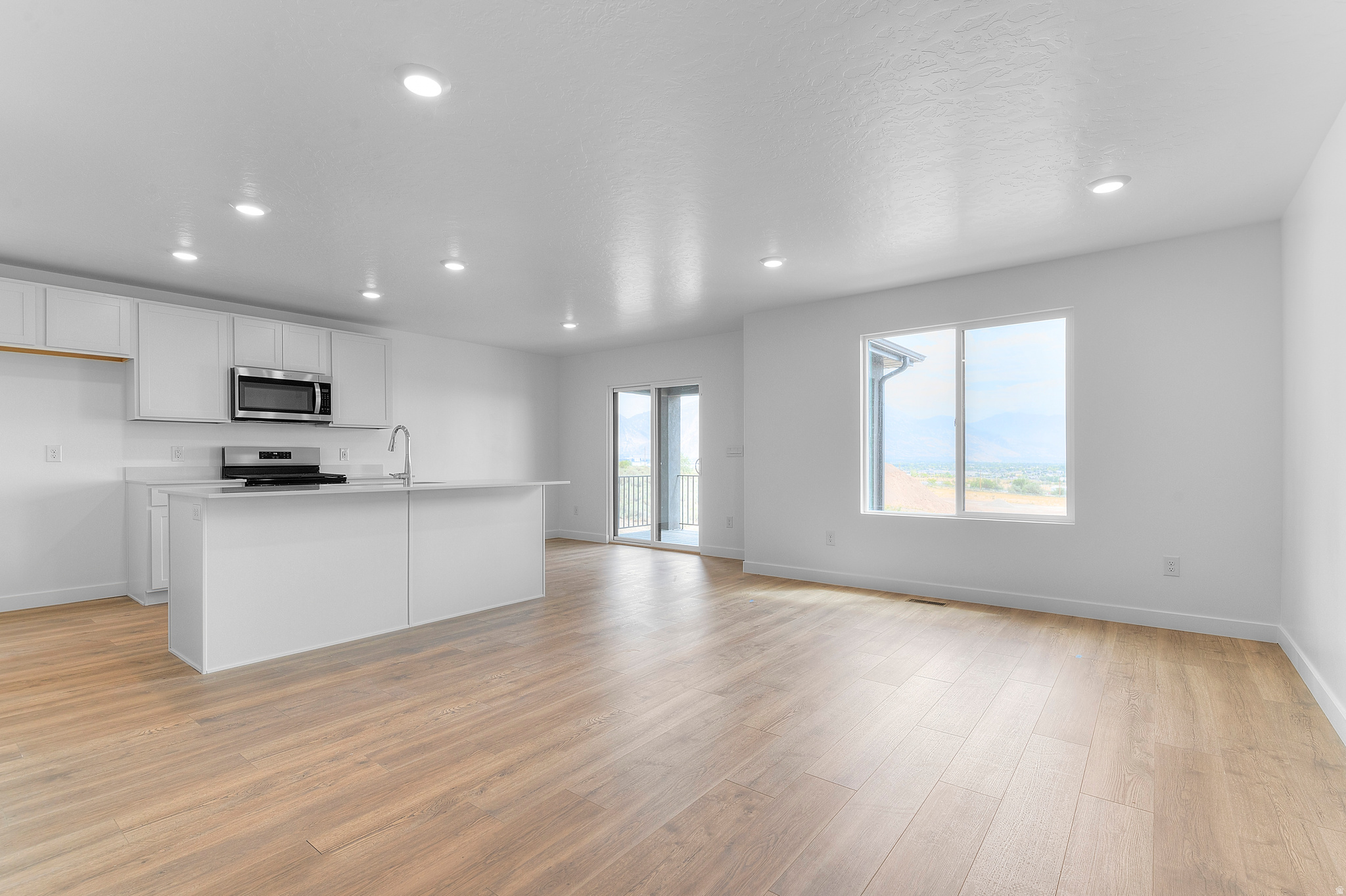 INVERNESS BY D.R. HORTON - Residential