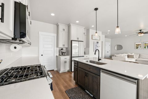 Tiny photo for 4109 N MERCUR DR, Eagle Mountain, UT 84005 (MLS # 2152968)