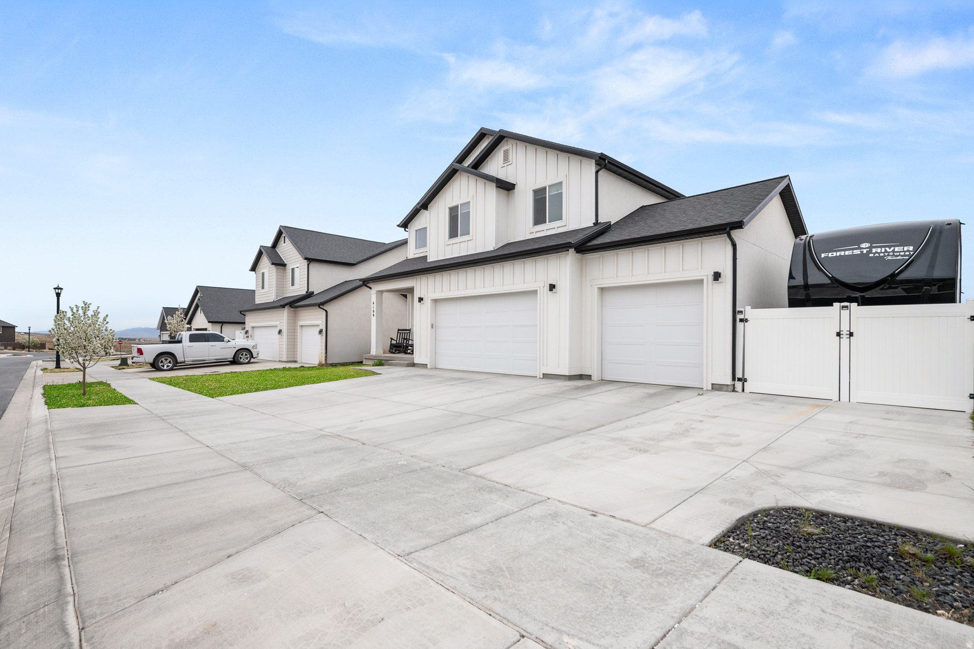 EAGLE POINT - Residential