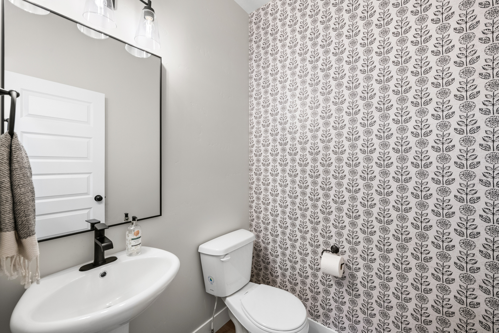 EAGLE POINT - Residential