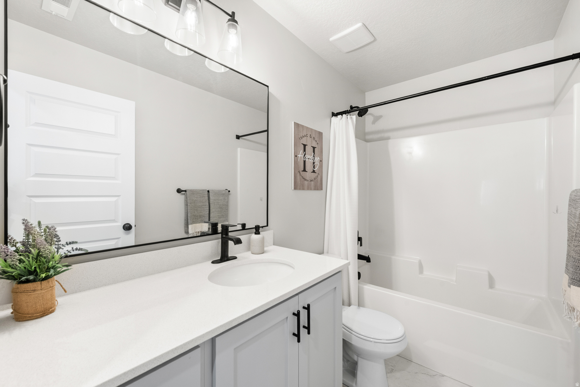 EAGLE POINT - Residential