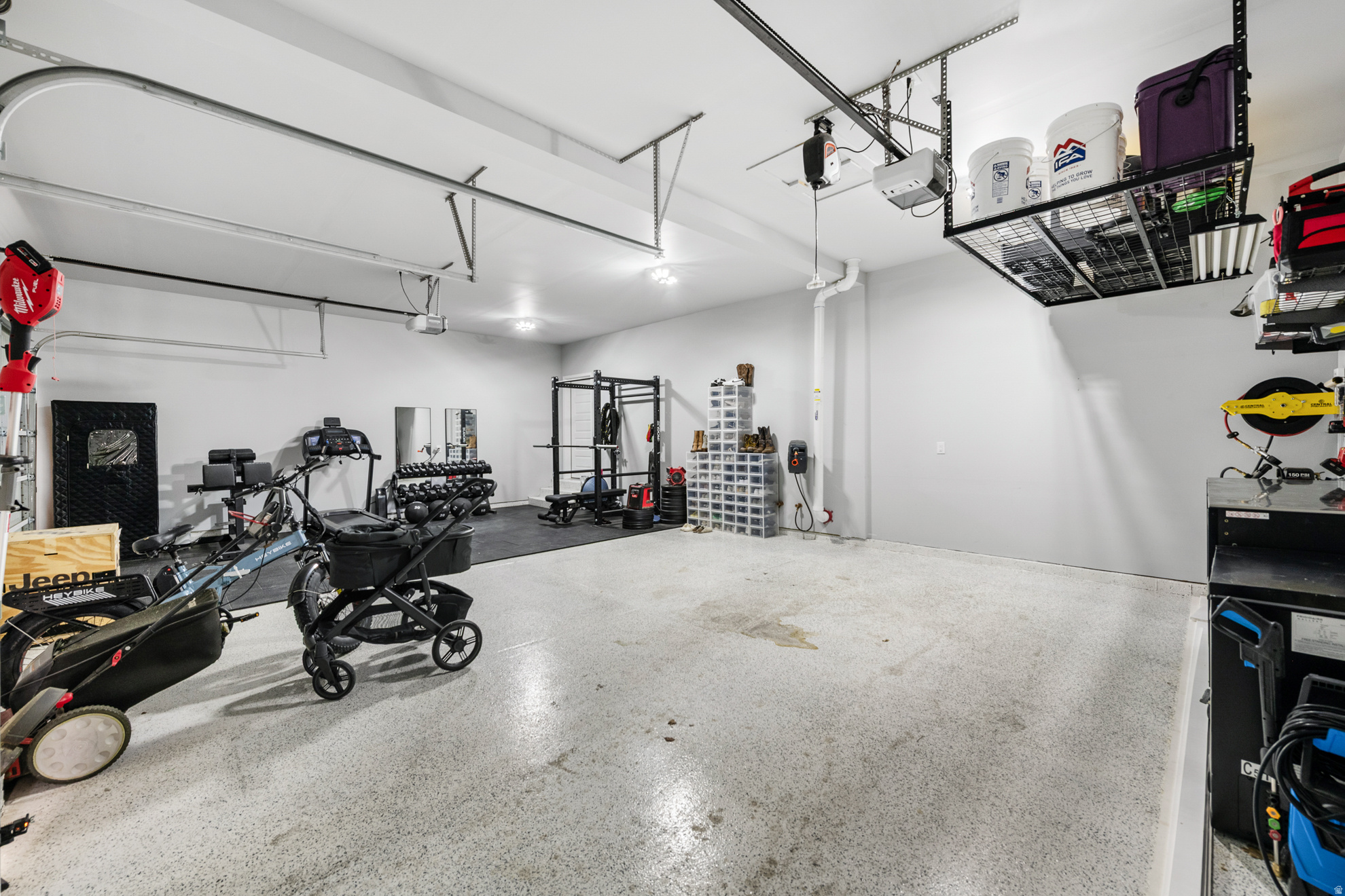 EAGLE POINT - Residential