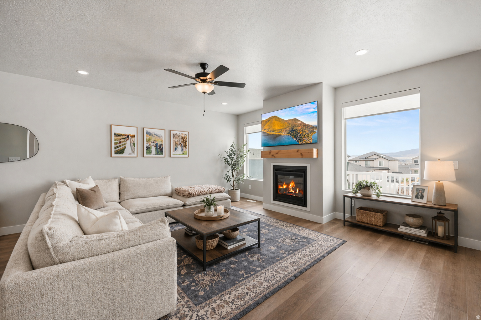 EAGLE POINT - Residential