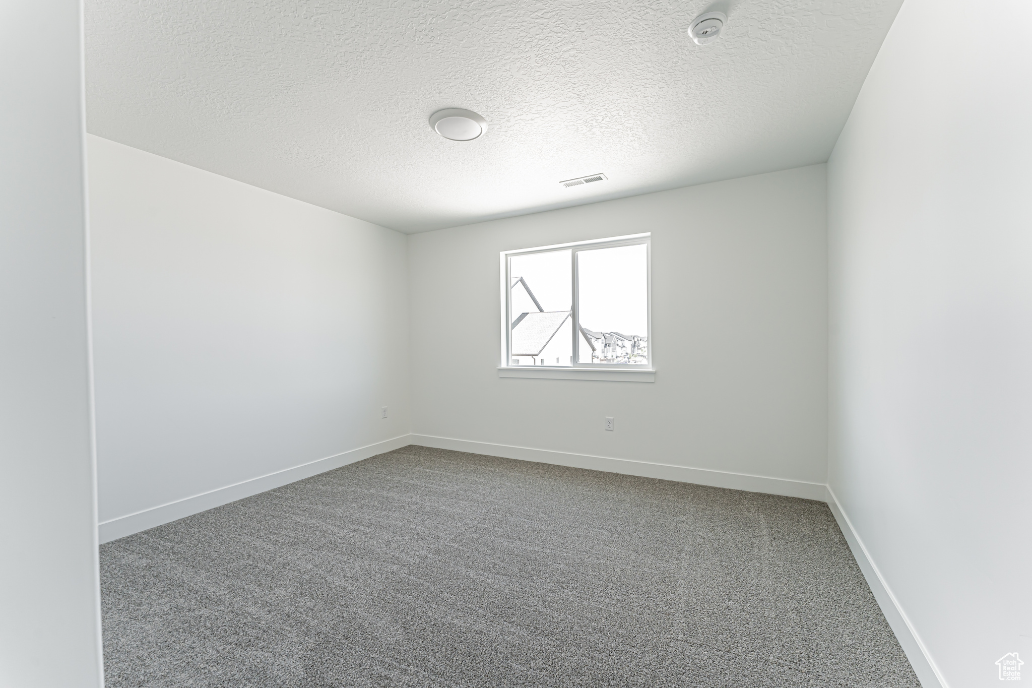 MOUNTAIN RIDGE - Residential