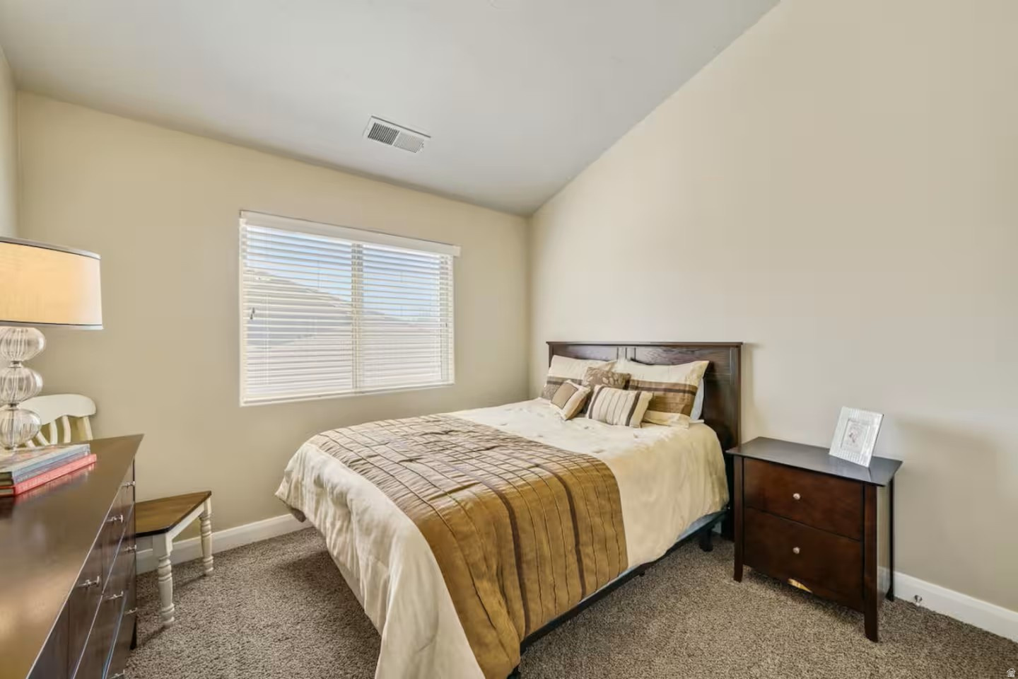 CORAL RIDGE TOWNHOMES PH 3-A - Residential