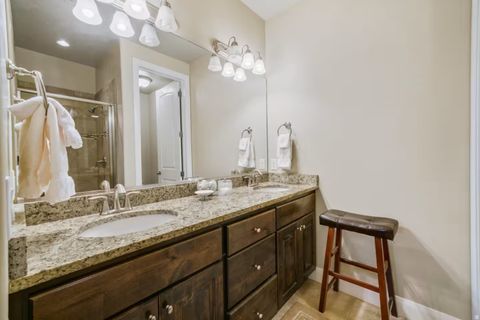 Tiny photo for 4154 E TORREY PINES DR, Washington, UT 84780 (MLS # 2147294)